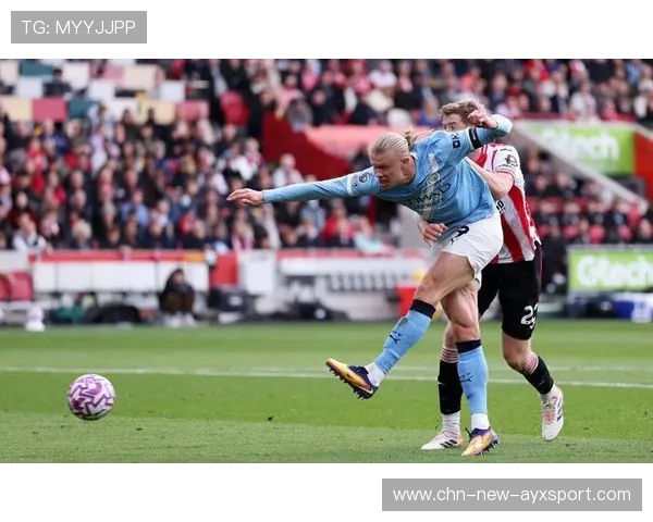 哈兰德点球稳稳罚入曼城锁定胜局